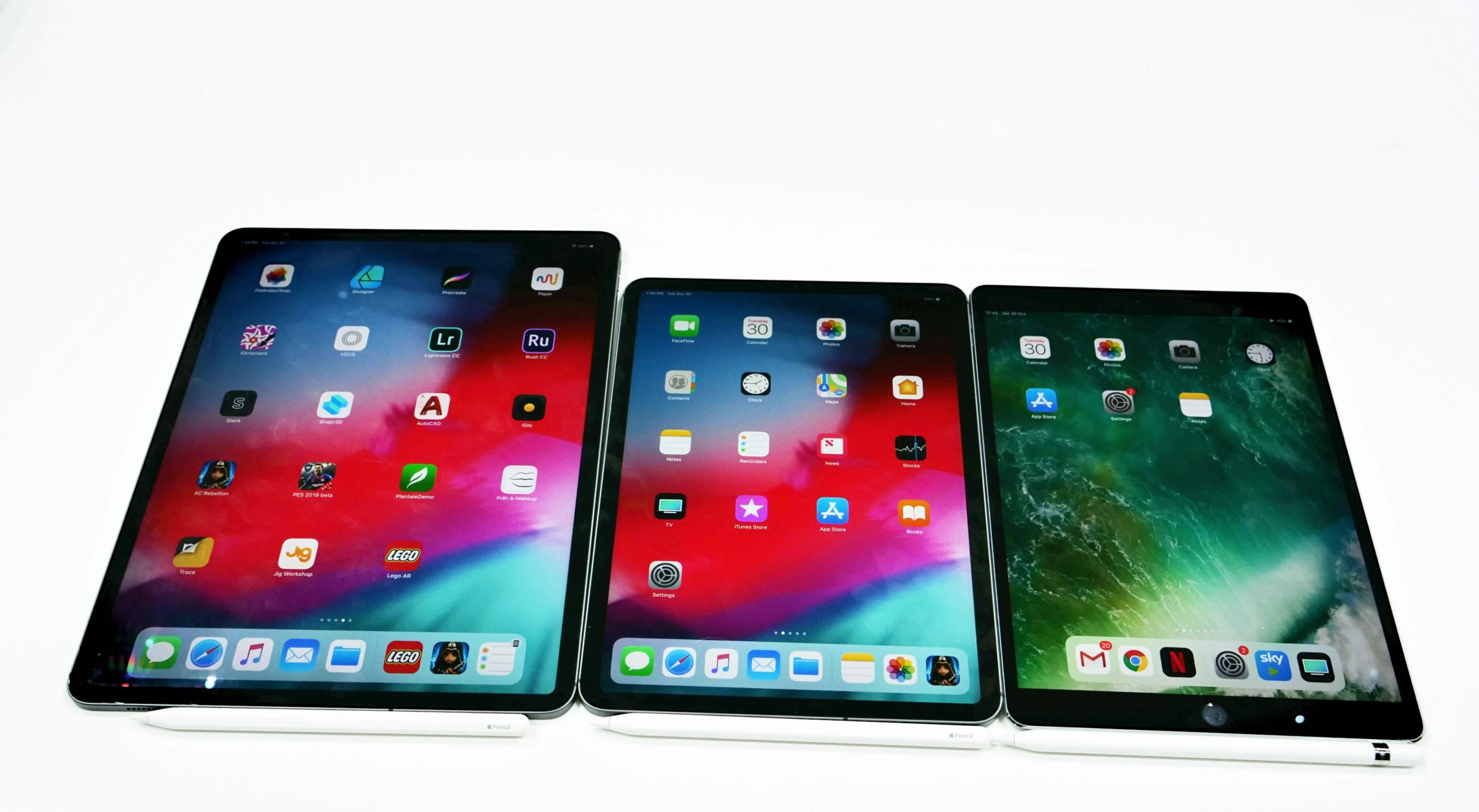 Apple ipad 11 2022. IPAD 11 vs Pro. IPAD Pro 11 Размеры. Айпад 9. IPAD 9 vs Pro 11.